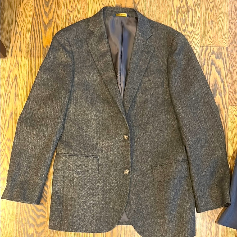 Men's Gray gold brown and black Brooks brothers blazer 38R fits slim